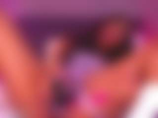 selena-monroy's Live Sex Cam Show