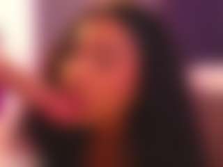 Live cam show with selena-monroy - Fingers on Soda Cam