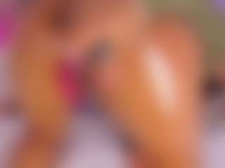 selena-monroy's Live Sex Cam Show