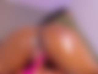 selena-monroy's Live Sex Cam Show