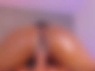 Live cam show with selena-monroy - HD on Soda Cam