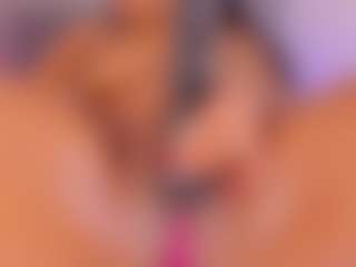 Live cam show with selena-monroy - Blowjob on Gym Cam Girls