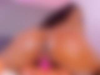 Live cam show with selena-monroy - Black Lush on Camsoda