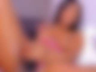 Spettacolo in cam dal vivo con selena-monroy - Lovense su Camsoda