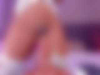 Live cam show with selena-monroy - Asshole Black on CamwithHer