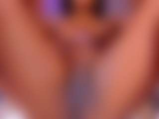 Live cam show with selena-monroy - Normal on livesuperchat.net