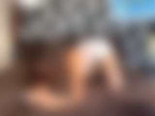 Live cam show with Sofia - Athletic BBW on camwithhim.com