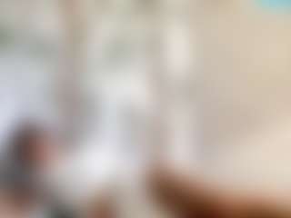Live cam show with Sofia - Lovense Middle Aged on CamwithHer