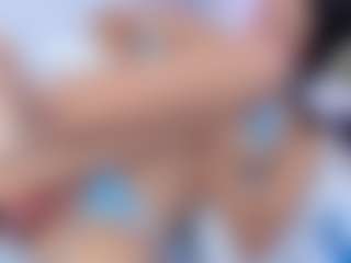 Live cam show with charlotsweett - Petite on mypornchat.com