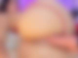 charlotsweett's Live Sex Cam Show