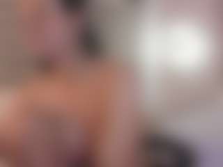 Live cam show with jade-callen - Full Nudity on CamwithHer