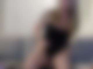 KatieKampbell's Live Sex Cam Show