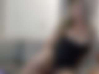 Live cam show with KatieKampbell - Big Tits on SmokeAndPoke