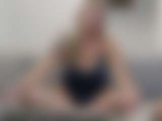 Live cam show with KatieKampbell - Athletic on Camsoda