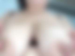 Live cam show with MadisonCopers - Erotic Dance on CamClone