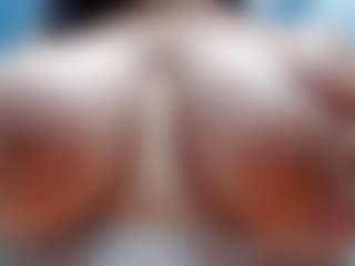 Live cam show with MadisonCopers - Milk on Camsoda
