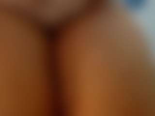 Live cam show with MadisonCopers - Big Clit on madthumbs
