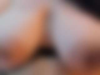 Live cam show with MadisonCopers - Big Nipples on CamwithHer