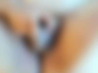 Live cam show with MadisonCopers - Dildo Or Vibrator on CamClone