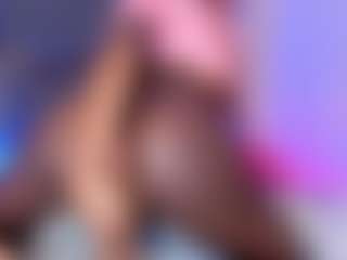 Live cam show with Chaannelqueen - Nipple Piercings on StripNow