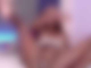 Live-Cam-Show mit Chaannelqueen - Ass Clapping auf Camsoda