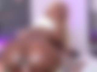 Live-camshow met Chaannelqueen - Ass Clapping op Camsoda