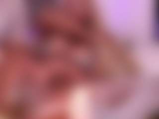 Live cam show with Chaannelqueen - Athletic Teen (18+) on Dolls Live
