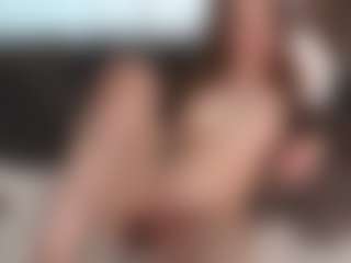 CharmaineLannan's Live Sex Cam Show