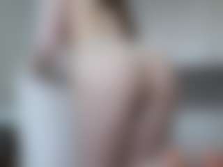CharmaineLannan's Live Sex Cam Show