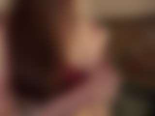 Live cam show with CharmaineLannan - Body Massage on xxxlivecams.org
