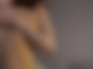Live cam show with CharmaineLannan - Body Massage on slutload