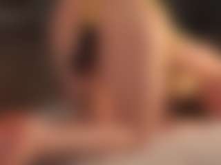 Live cam show with CharmaineLannan - Body Massage on Fling VIP Chat