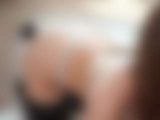 CharmaineLannan's Live Sex Cam Show