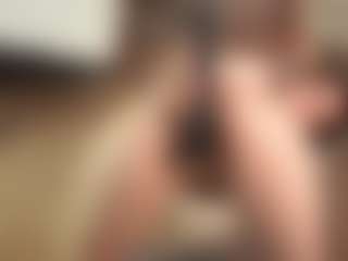 Live cam show with CharmaineLannan - Brown Hair on galaxygirlnitro.com
