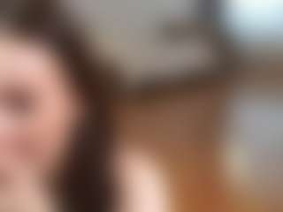 Live cam show with CharmaineLannan - Body Massage on Fling VIP Chat