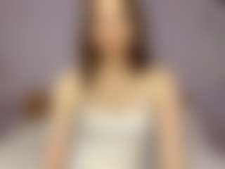 EldoraSebero's Live Sex Cam Show