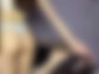 Live cam show with EldoraSebero - Cock Rating on AdultVida.com