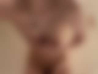 EldoraSebero's Live Sex Cam Show