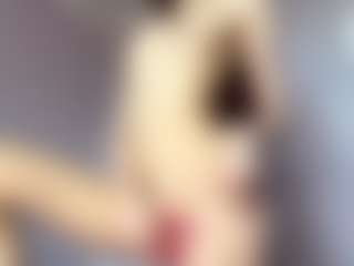 EldoraSebero's Live Sex Cam Show
