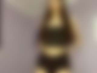 EldoraSebero's Live Sex Cam Show
