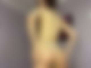 EldoraSebero's Live Sex Cam Show