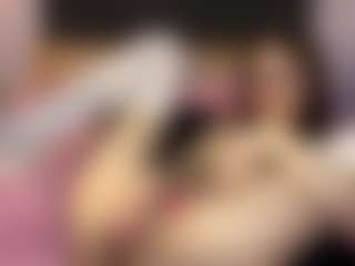 Spettacolo in cam dal vivo con EldoraSebero - Twerk su Camsoda