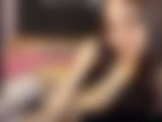 EldoraSebero's Live Sex Cam Show