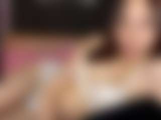 Live cam show with EldoraSebero - Twerk on Dolls Live