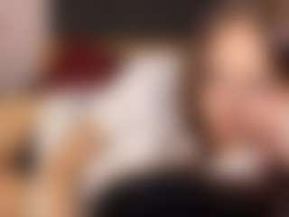EldoraSebero's Live Sex Cam Show