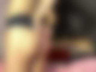 EldoraSebero's Live Sex Cam Show