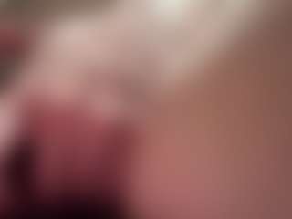 FayeSchoenhals's Live Sex Cam Show