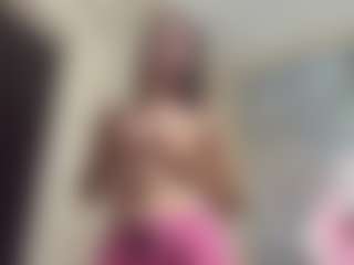FayeSchoenhals's Live Sex Cam Show