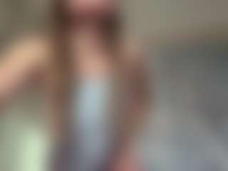 Live cam show with FayeSchoenhals - Brown Hair on Camsoda