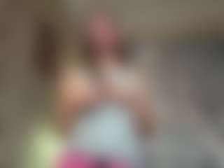 FayeSchoenhals's Live Sex Cam Show